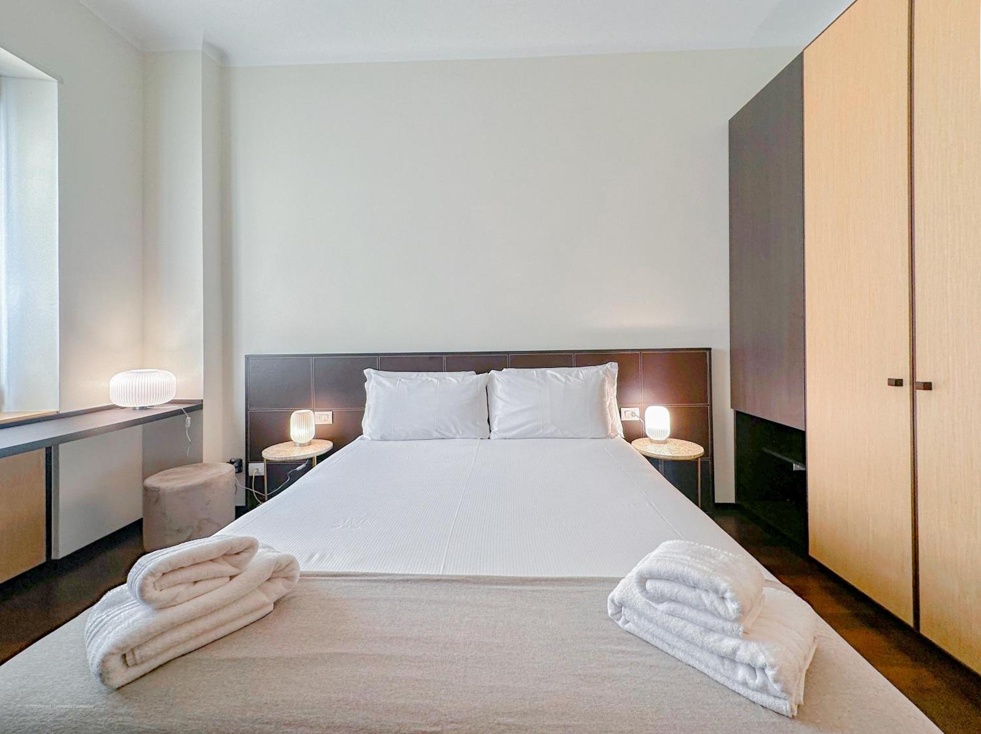 Fontana Suites - 15 Min Dal Duomo Milánó Szoba fotó