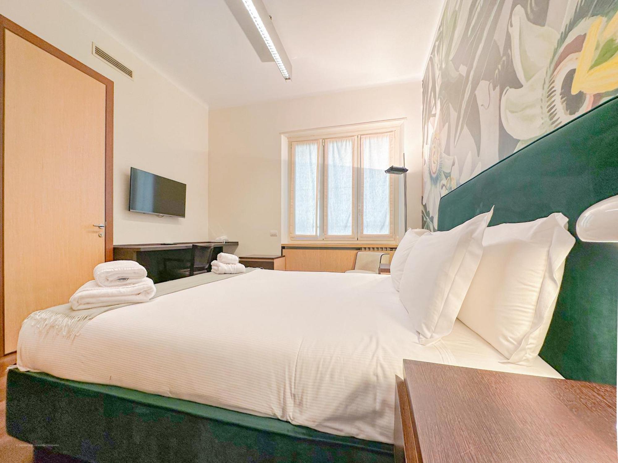 Fontana Suites - 15 Min Dal Duomo Milánó Szoba fotó